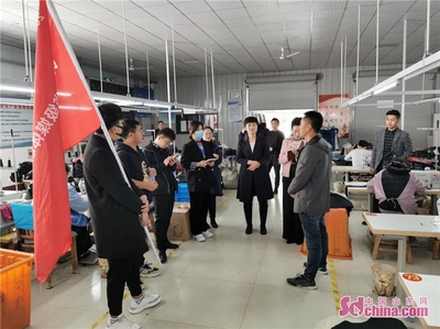 计算机技术培训铺就致富路——中央、省级媒体探访东阿县大店子村